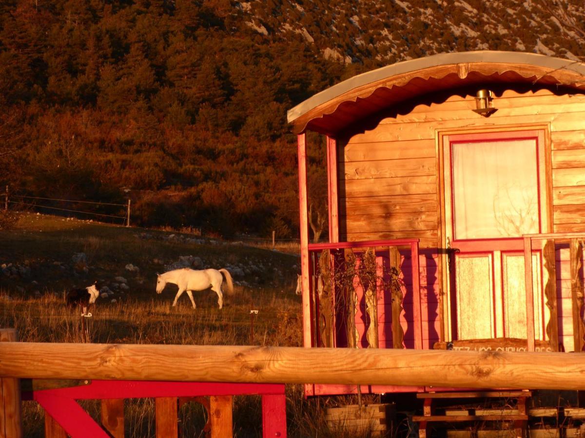 Ferme Saint Pierre Hotel Bargème Eksteriør billede