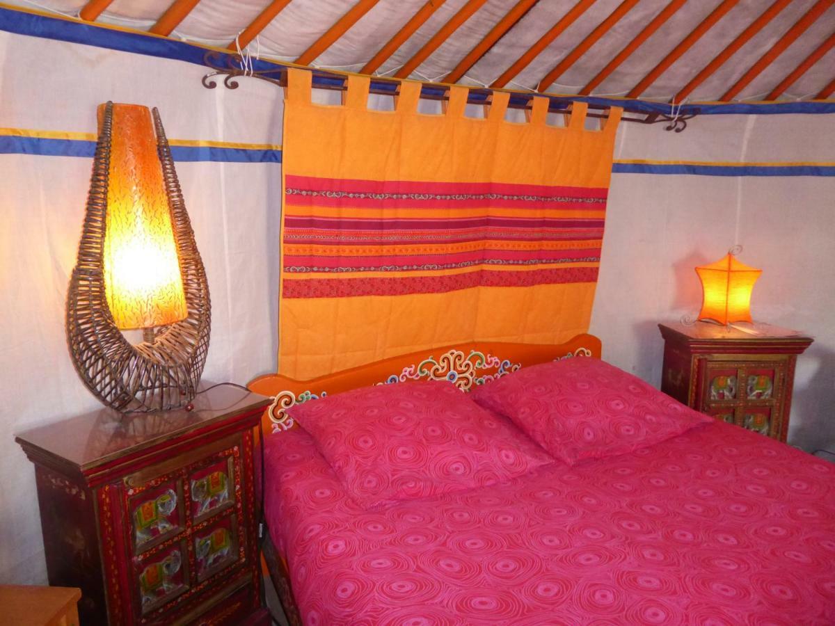 Ferme Saint Pierre Hotel Bargème Eksteriør billede